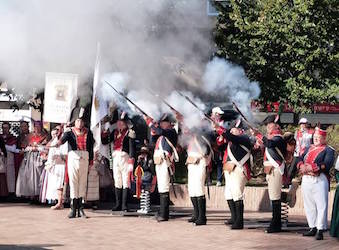 Salva de honor de los voluntarios de Aragón.